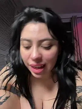 sexcam chatroom Draculona-666