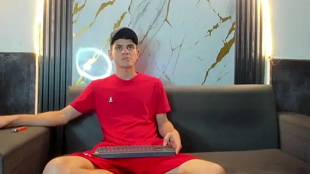 liam_coleman25 webcam