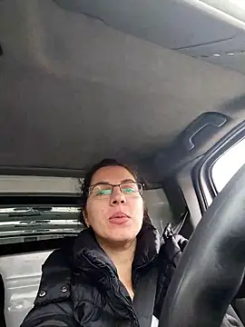 MellyBigLabiaOrgasmic webcam