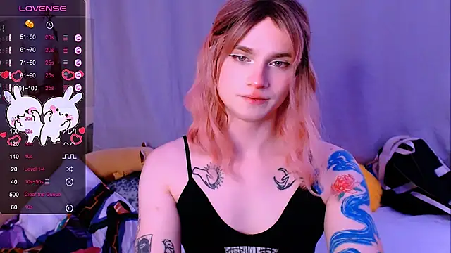 online webcam show Alice Hells