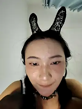 美女CCAV217在线直播