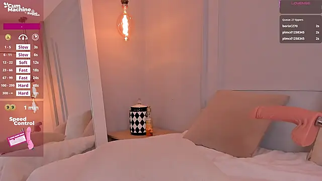 MelanieMiller_ webcam