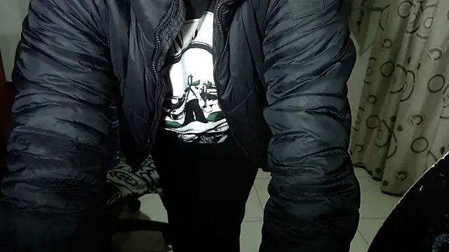 vivian-milf - Vivian-milf's free webcam - UK Sex Cams