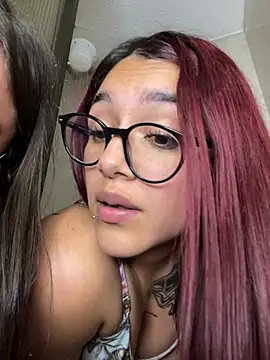 Webcam Model (Daliila_11)  is live.Free join now!