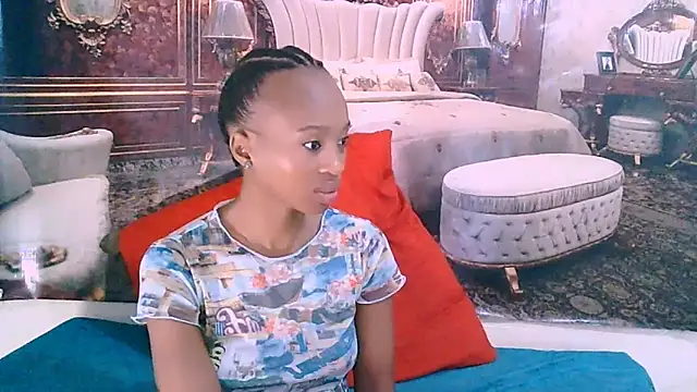 EbonyCreamy69 webcam