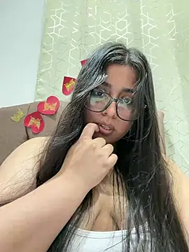 virginbrunette99 webcam