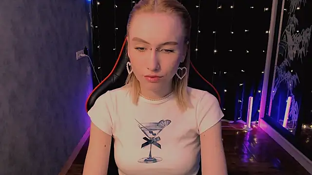 crybambi - Crybambi's free webcam - UK Sex Cams