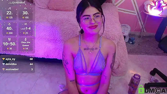 isa_bunny18 webcam