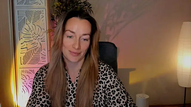 RebeccaMartinez webcam