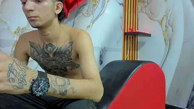 Straight_Guy22 webcam