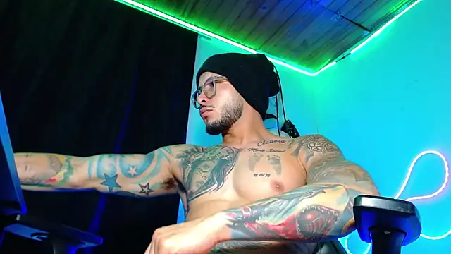 sebastian_horny webcam