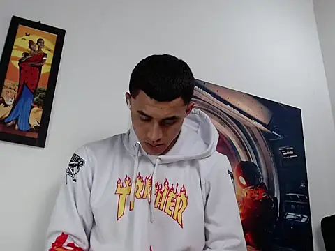 cris_steban1 - Cris_steban1's free webcam - UK Sex Cams