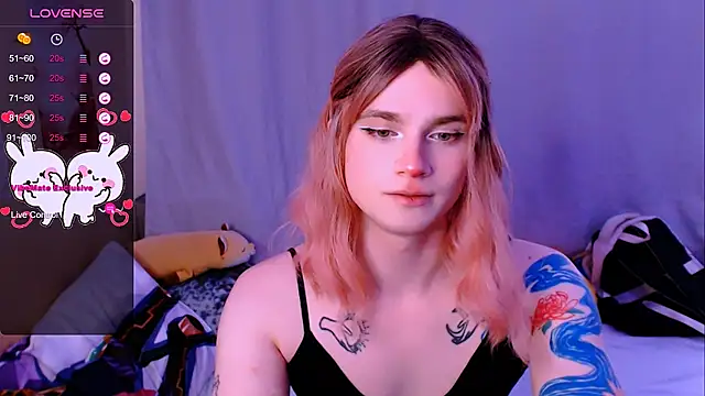 alice_hells - Alice_Hells's free webcam - UK Sex Cams