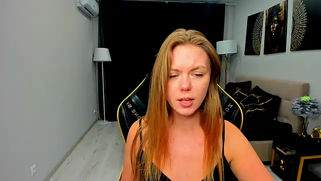 strawberrye - Strawberrye's free webcam - UK Sex Cams