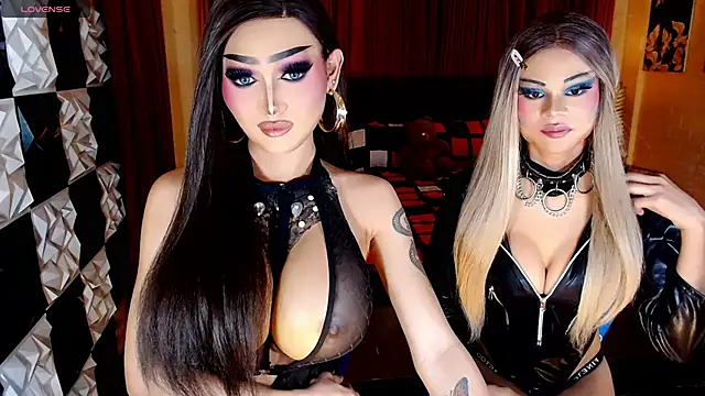 IndestructibleLily webcam