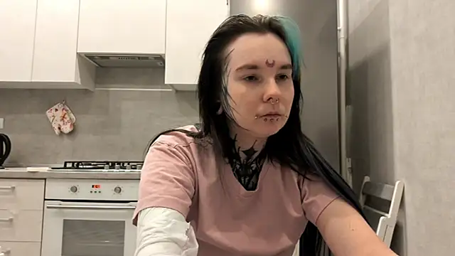 highelikegirl - HighelikeGirl's free webcam - UK Sex Cams