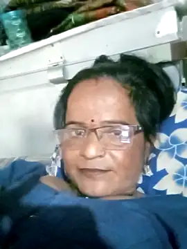 kiiuu_sexe (F milf) - फुल ओपन