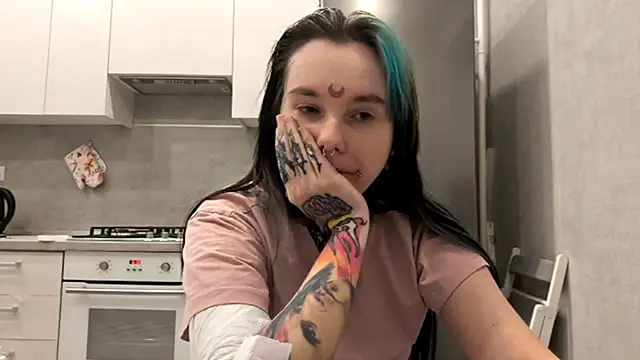 HighelikeGirl webcam