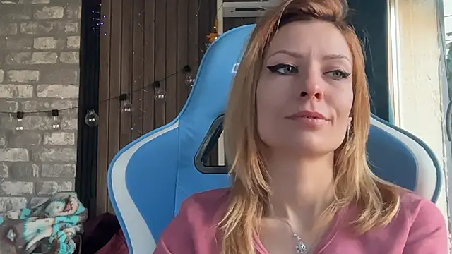 karo123421 - Karo123421's free webcam - UK Sex Cams