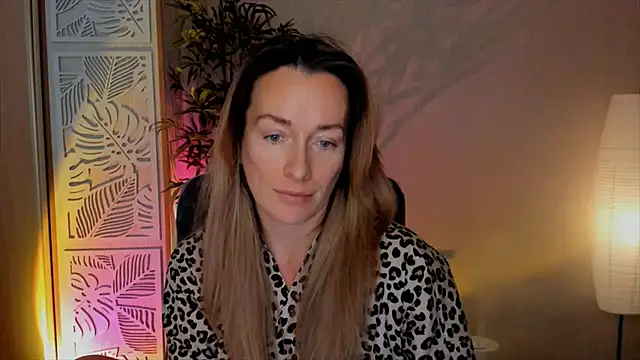 RebeccaMartinez webcam