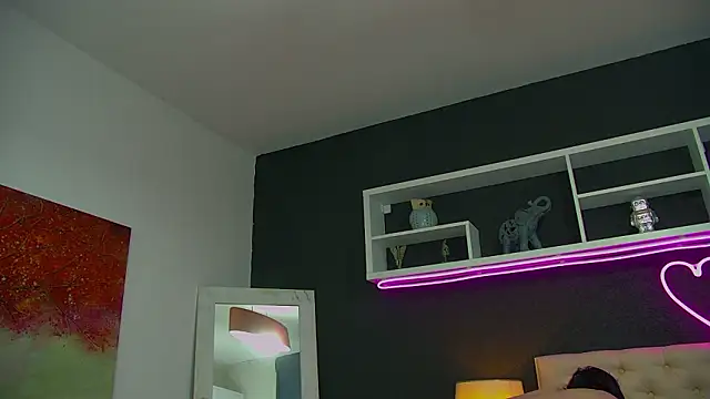 TaniaKaverina webcam