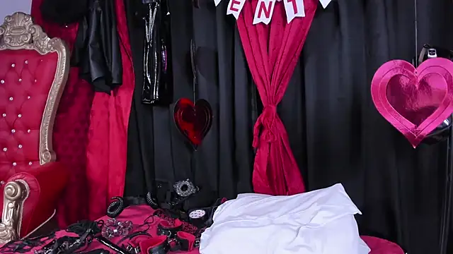 lilithara - LiliThara's free webcam - UK Sex Cams