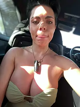 LukeLouHarvey webcam