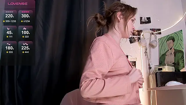 Kellybbface from StripChat is Freechat