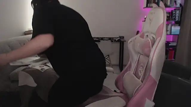 SexyWitch_666 webcam