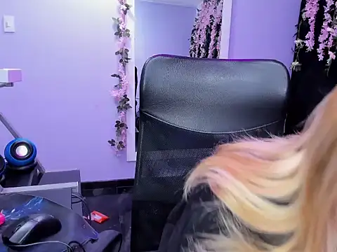 Dakota_Angell_ webcam