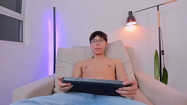 kim_lian21 - Kim_lian21's free webcam - UK Sex Cams