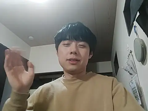 whitebriefboy webcam