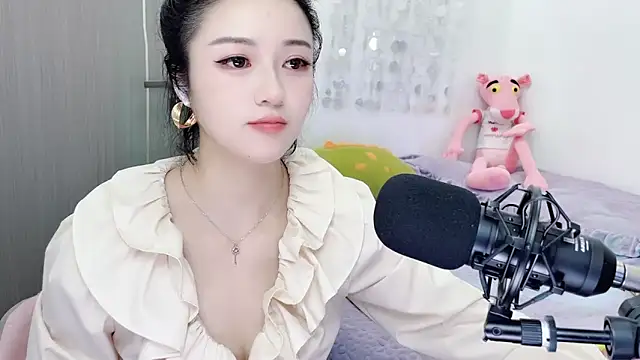 starsqimei - Starsqimei's free webcam - UK Sex Cams