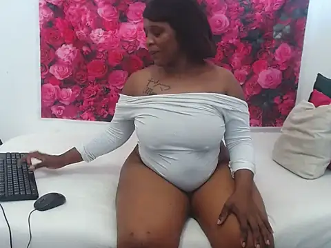 Queenteex6992 webcam