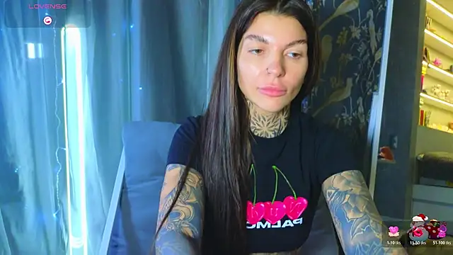 tattooedBabyy webcam