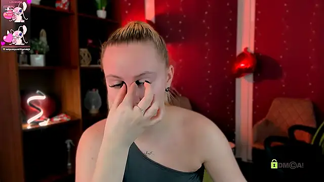 mila_glow1 - Mila_glow1's free webcam - UK Sex Cams