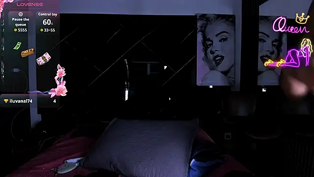 Skarleth_queen webcam