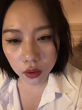 美女Eliza-E在线直播