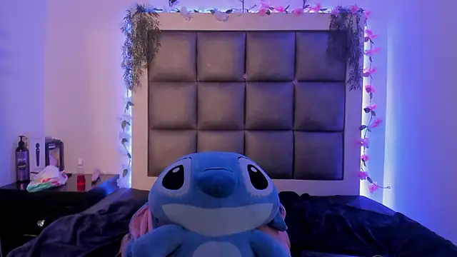 abbiecollins_js webcam