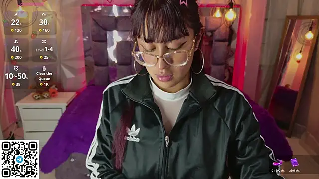 leyla_collinss webcam