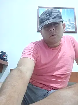 chicoguapo8 - Chicoguapo8's free webcam - UK Sex Cams