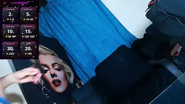 licy_blonde_hot webcam