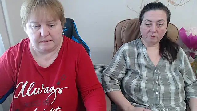 Bertie_Adeline webcam