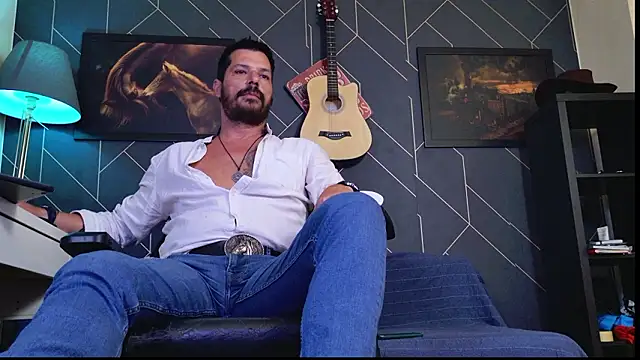 chriskox (Ask my age) - My cock need pleasure, - worship