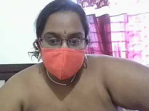 hootypriya webcam