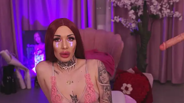 CassandraFoxy webcam