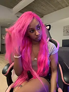 Webcam Model (Your_Paris)  is live.Free join now!