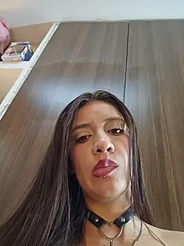 Webcam Model (Rebeca_xs)  is live.Free join now!