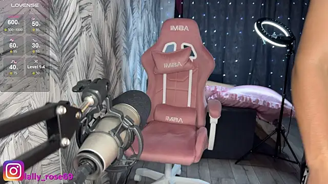 lallyrose69 - LallyRose69's free webcam - UK Sex Cams