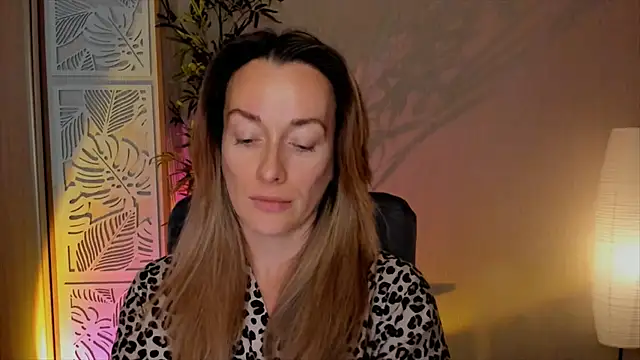 RebeccaMartinez webcam